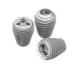 Implants dentaires en titane sur fond blanc